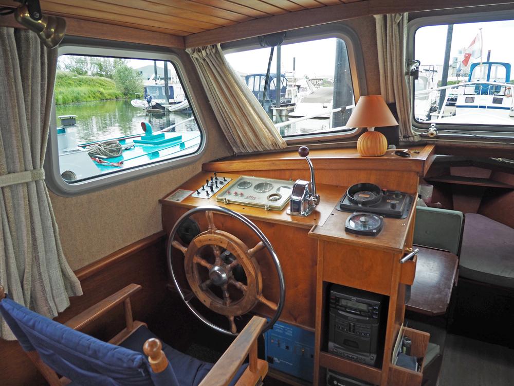 Steuerhaus, Innenausstattung